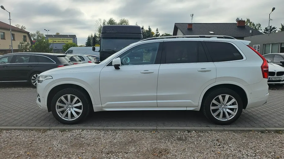 VOLVO XC90 -