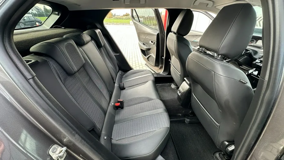 PEUGEOT 2008 -