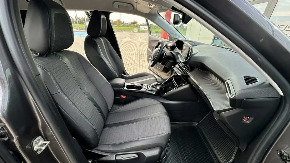PEUGEOT 2008 -