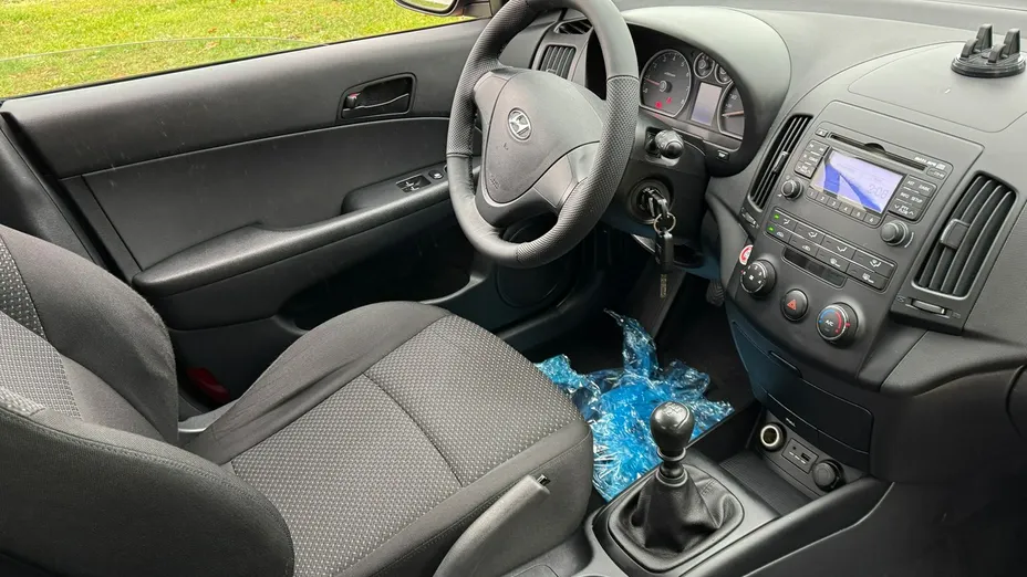 HYUNDAI i30 -