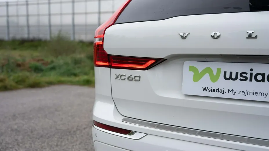 VOLVO XC60 -