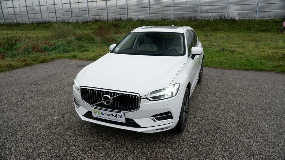 VOLVO XC60 -