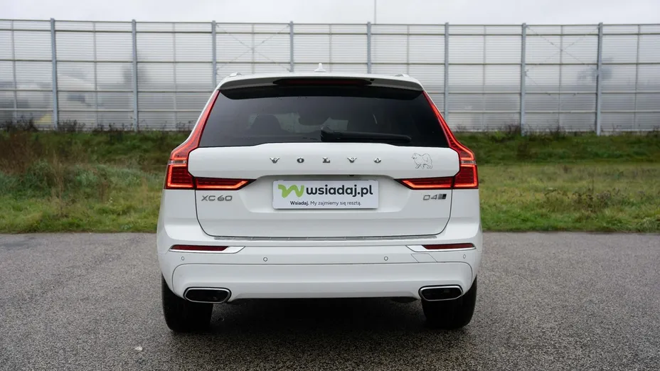 VOLVO XC60 -