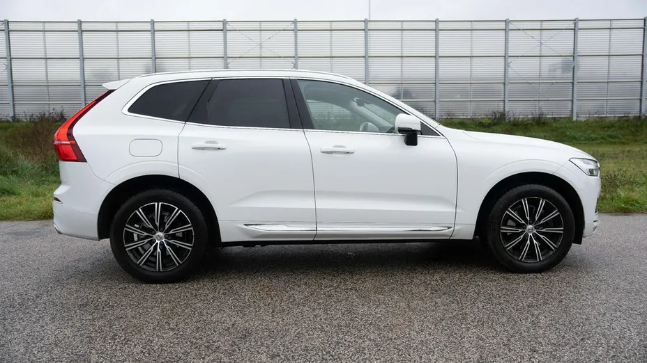 VOLVO XC60 -