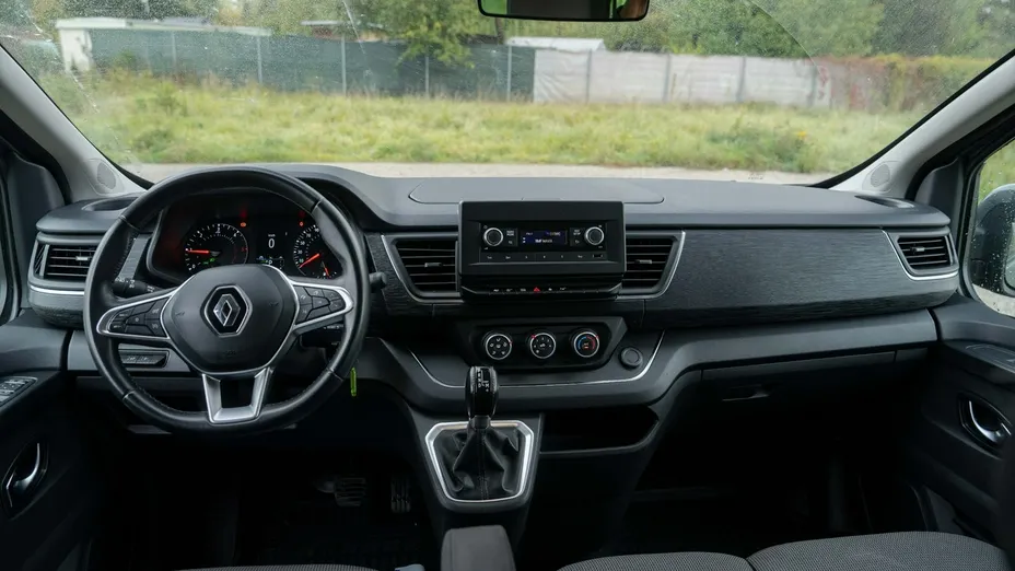 RENAULT Trafic -