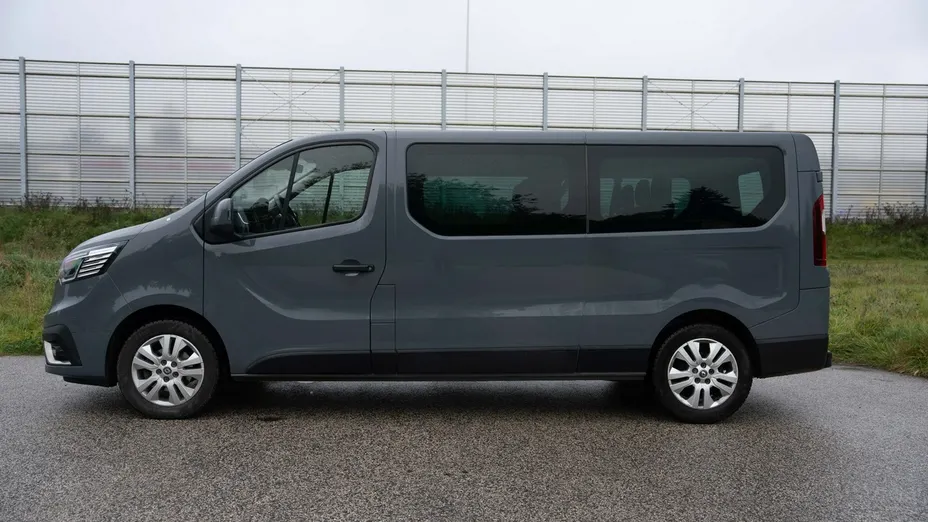 RENAULT Trafic -