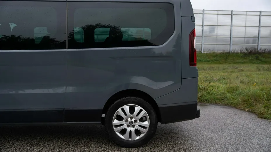 RENAULT Trafic -
