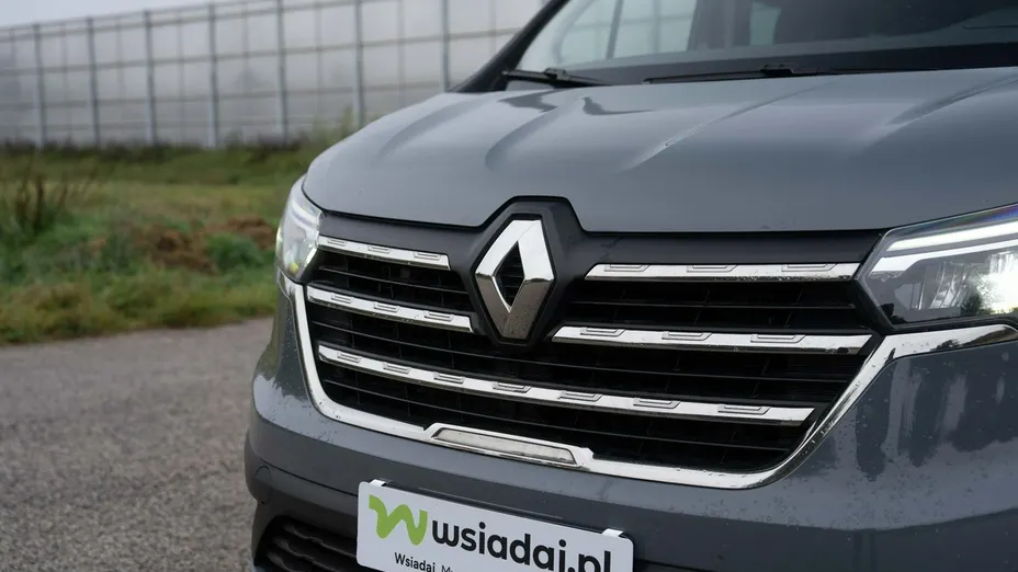 RENAULT Trafic -