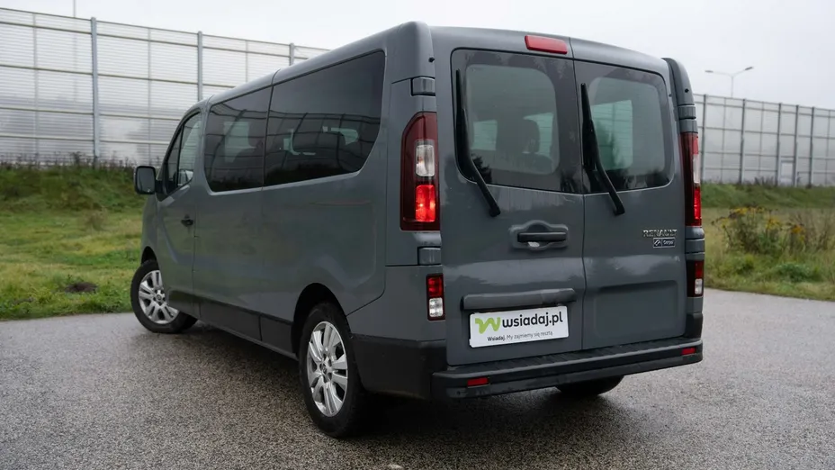 RENAULT Trafic -
