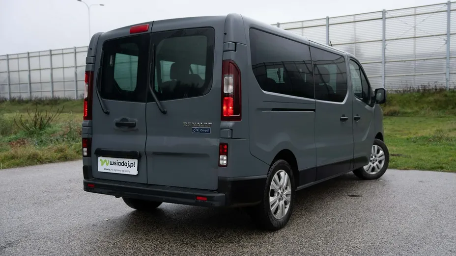 RENAULT Trafic -