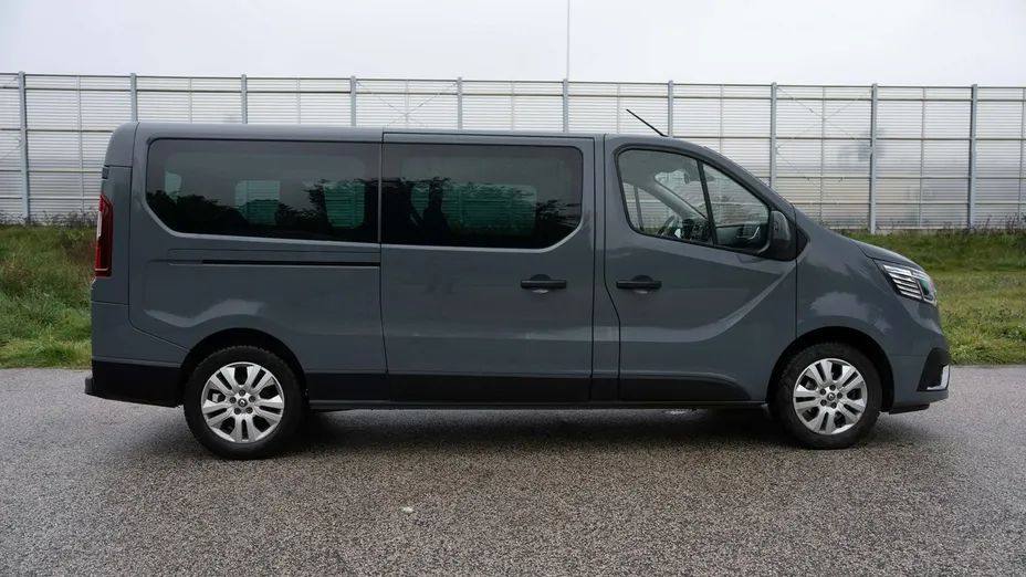 RENAULT Trafic -