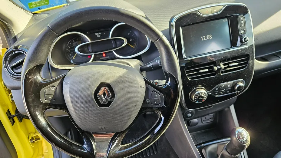 RENAULT Clio -
