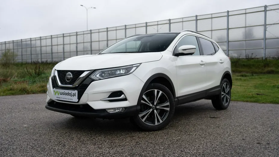 NISSAN Qashqai -