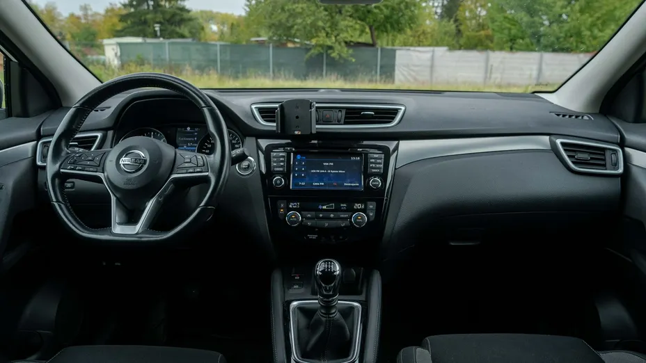 NISSAN Qashqai -