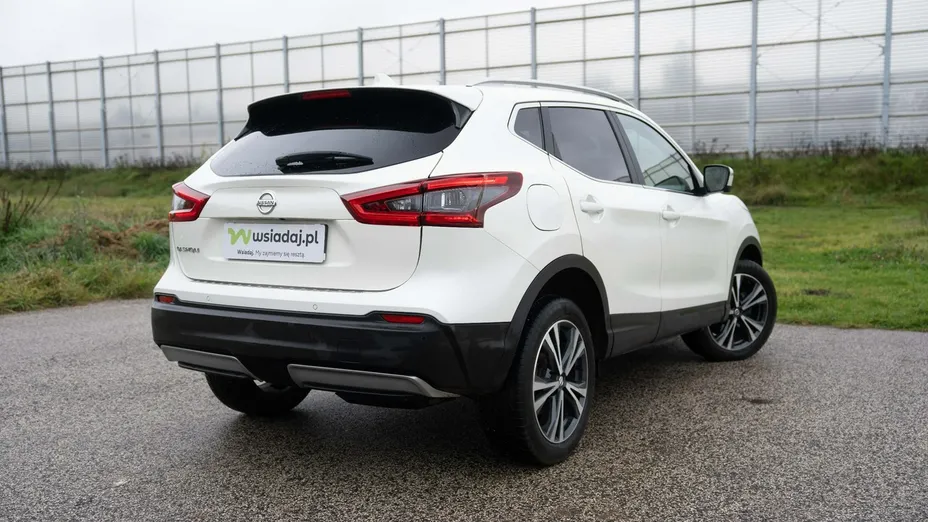 NISSAN Qashqai -