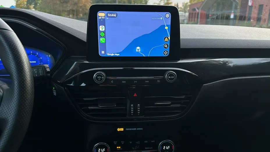 FORD Kuga -