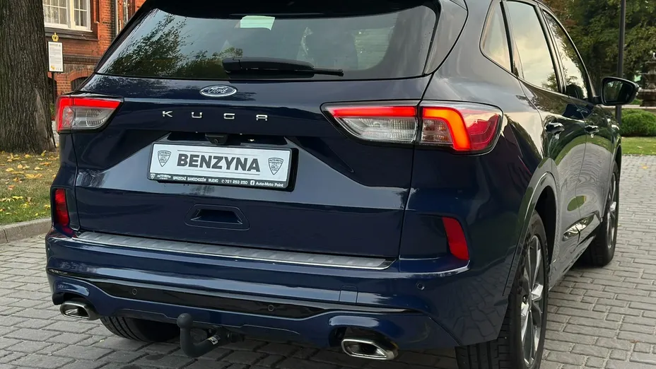 FORD Kuga -