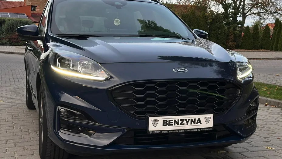 FORD Kuga -