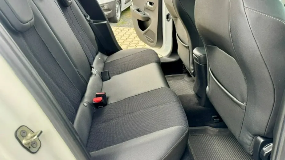OPEL Corsa -