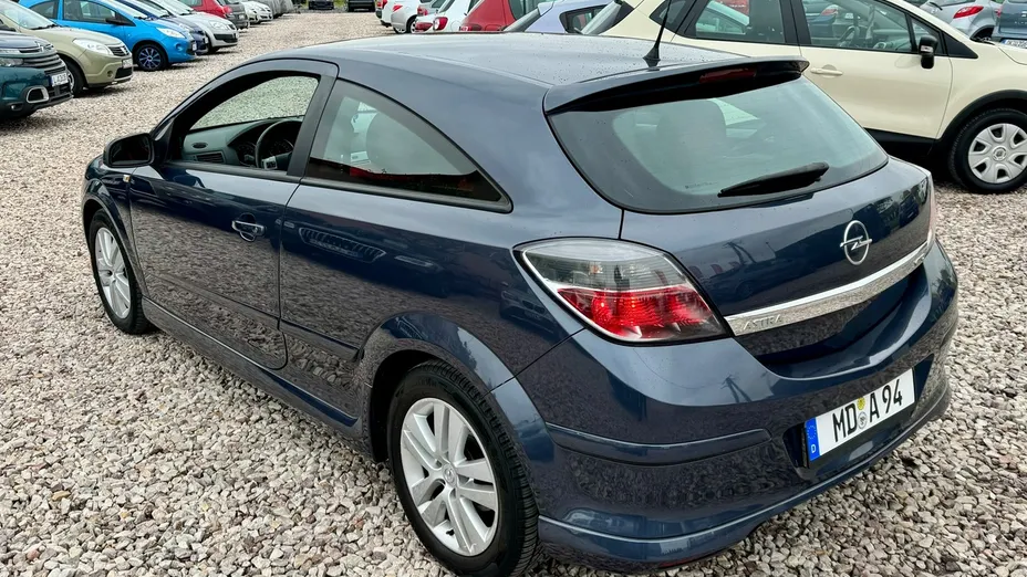 OPEL Astra -