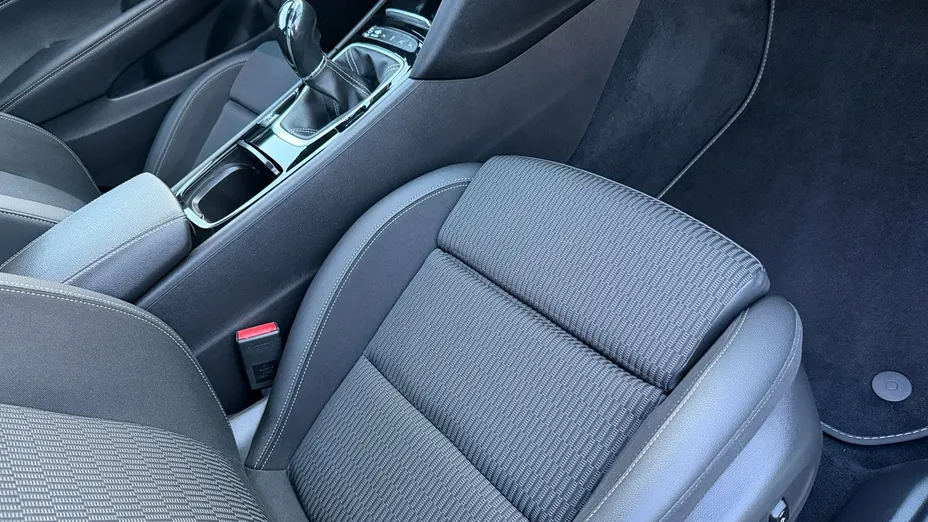OPEL Insignia -