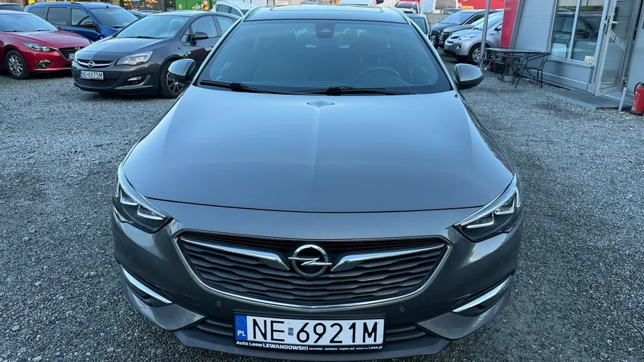 OPEL Insignia -