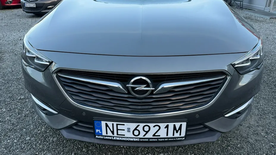 OPEL Insignia -