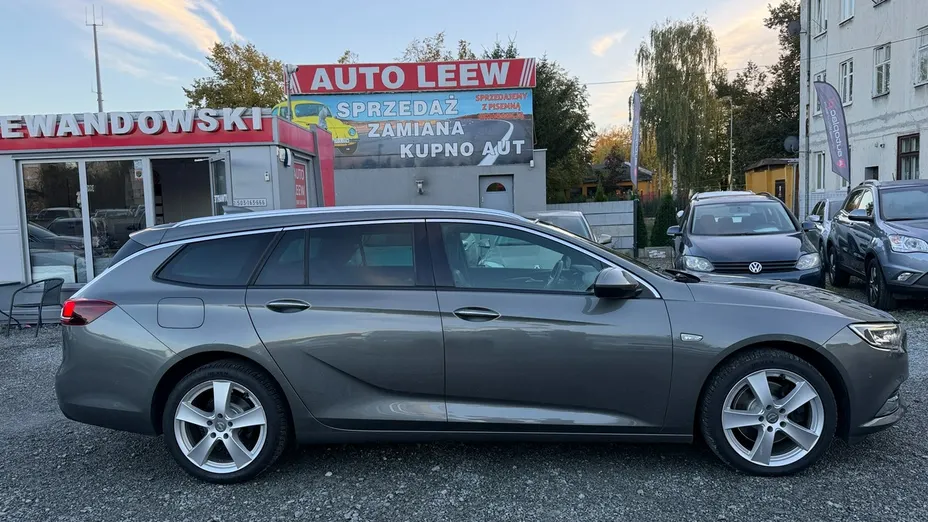 OPEL Insignia -