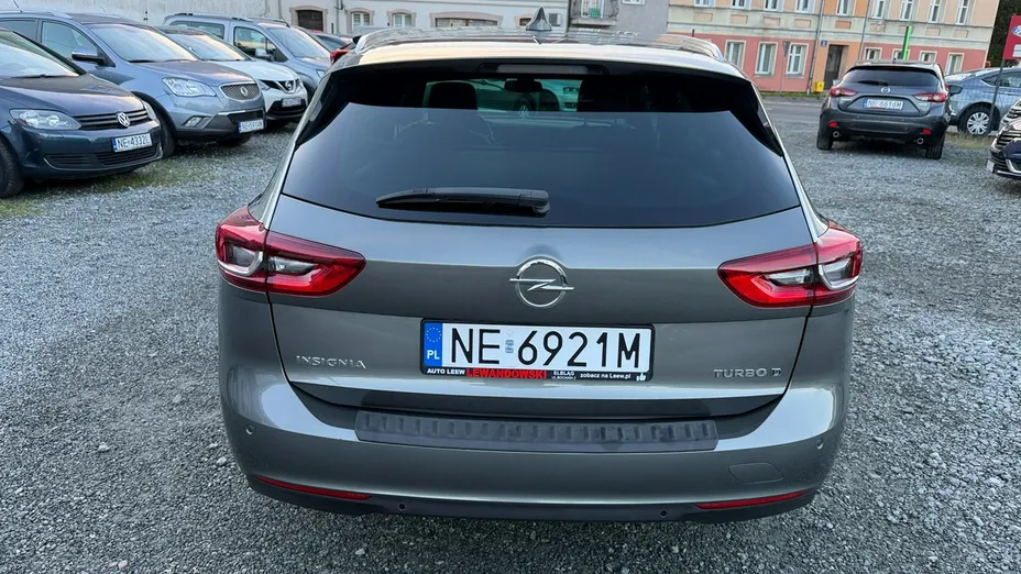 OPEL Insignia -
