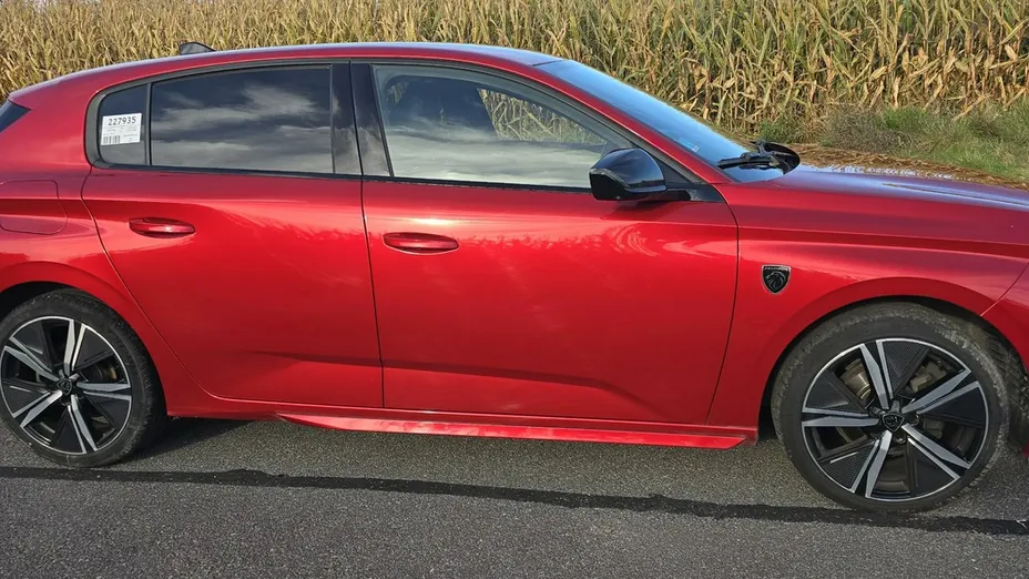 PEUGEOT 308 -