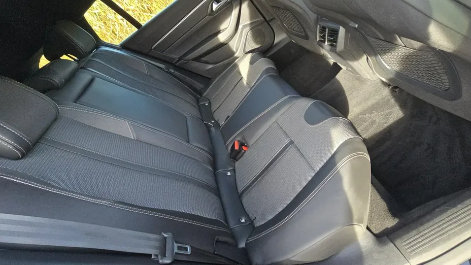 PEUGEOT 508 -