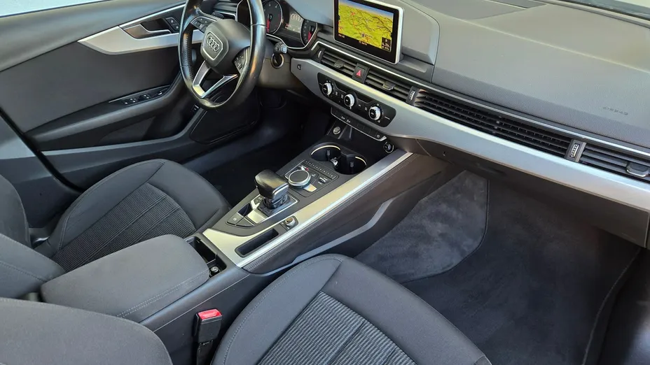AUDI A4 Avant -