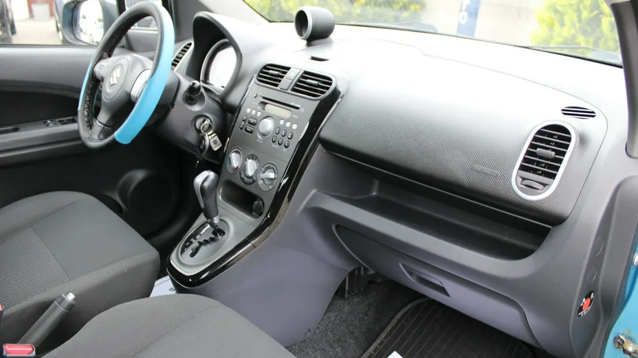 SUZUKI Splash -