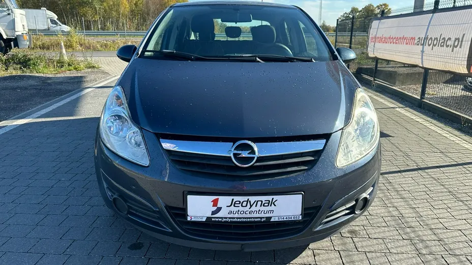 OPEL Corsa -