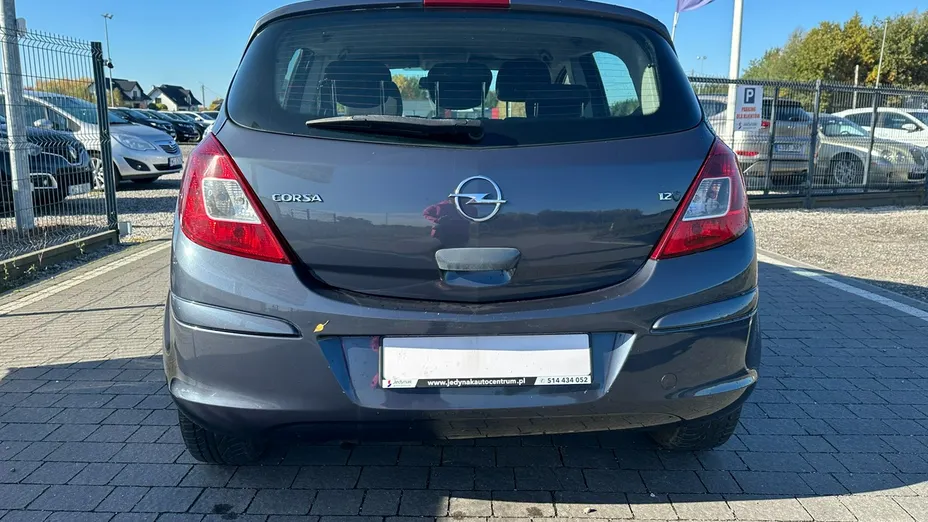 OPEL Corsa -