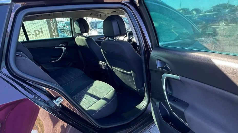 OPEL Insignia -