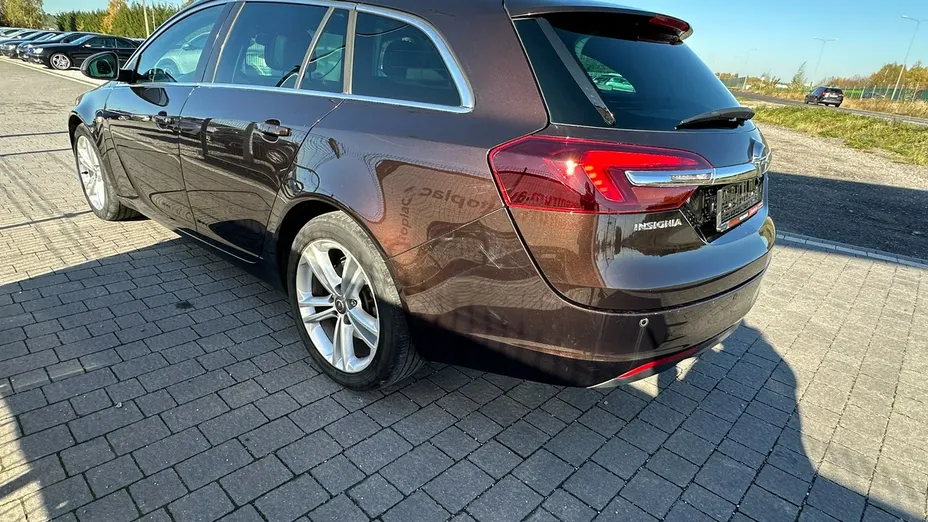 OPEL Insignia -