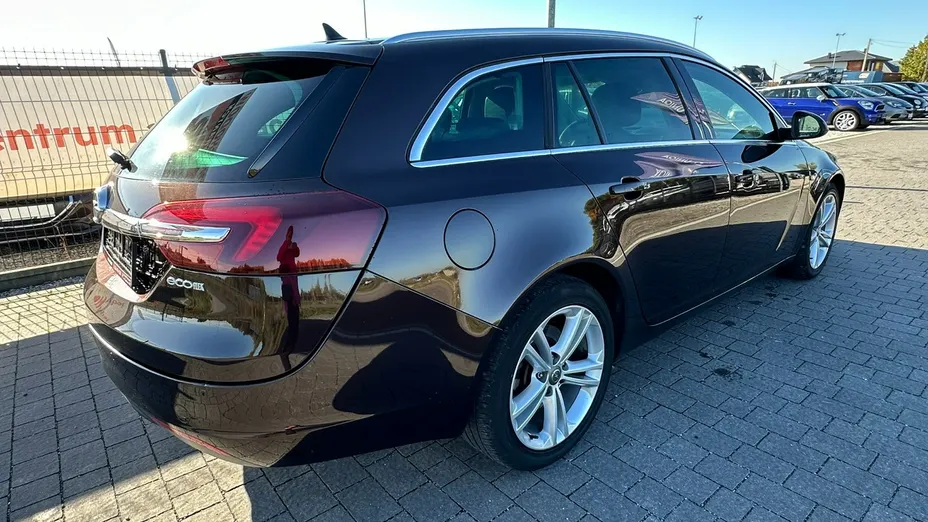 OPEL Insignia -
