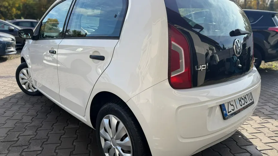 VOLKSWAGEN up! -