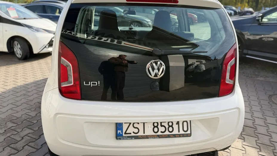VOLKSWAGEN up! -