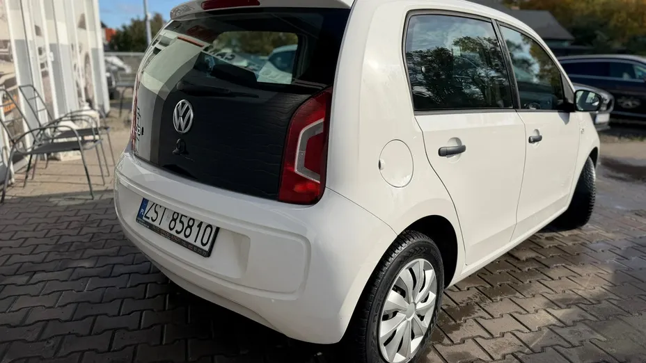 VOLKSWAGEN up! -
