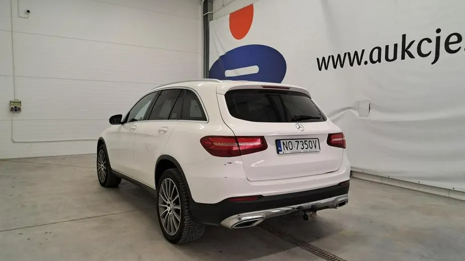 MERCEDES-BENZ GLC -
