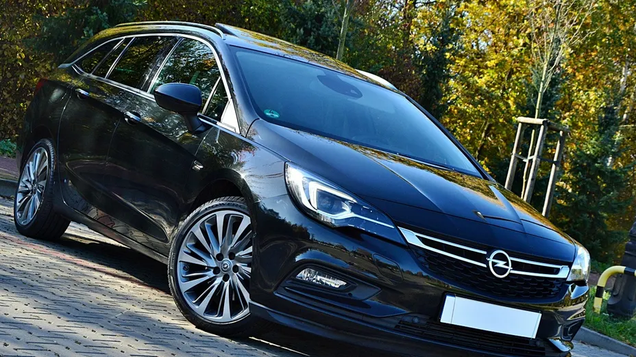 OPEL Astra -