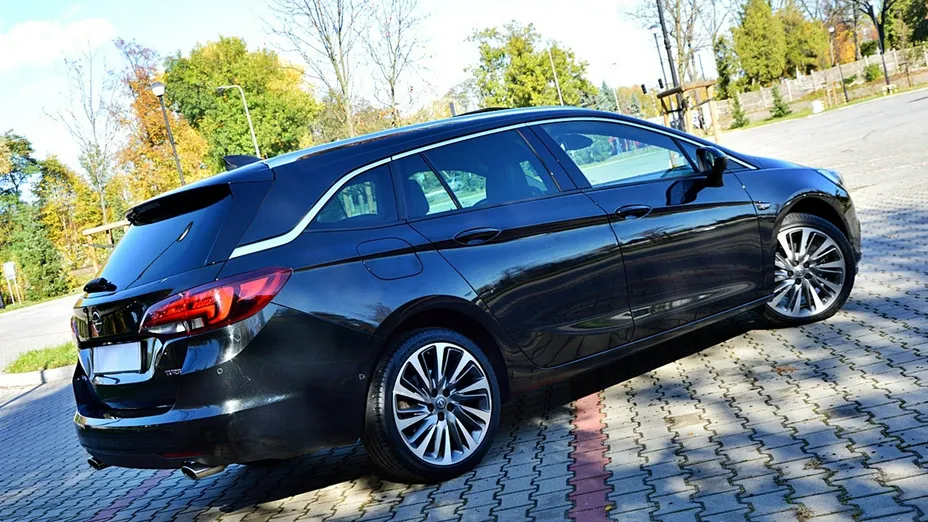 OPEL Astra -