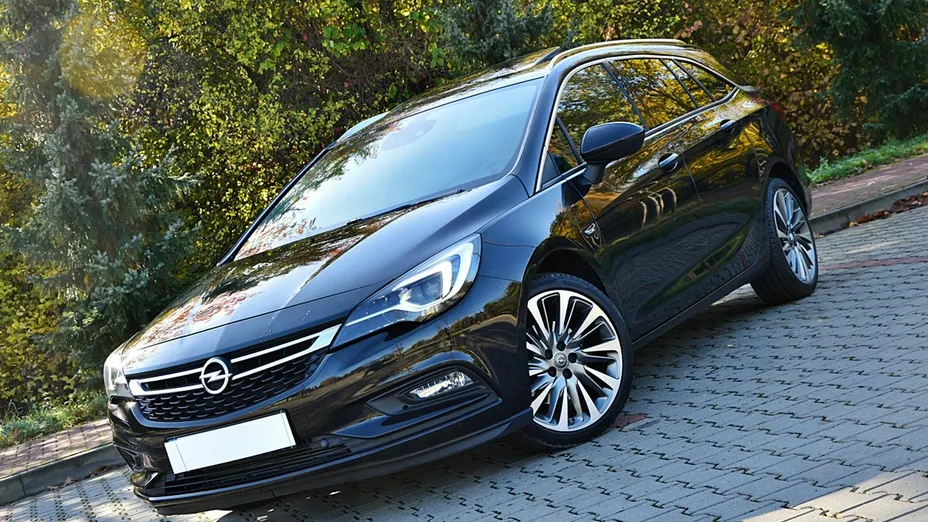OPEL Astra -