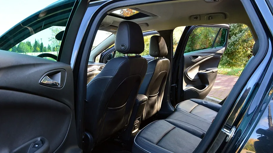 OPEL Astra -