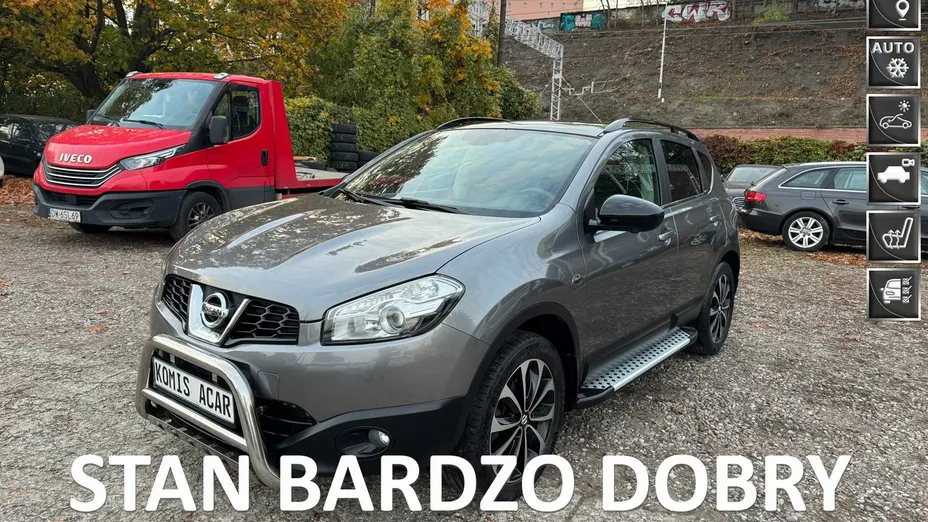 NISSAN Qashqai -