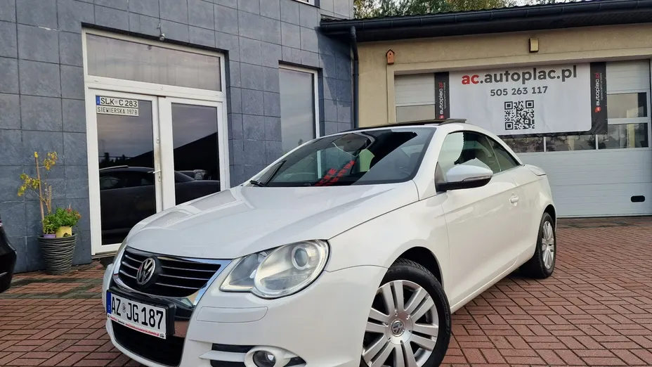 VOLKSWAGEN Eos -