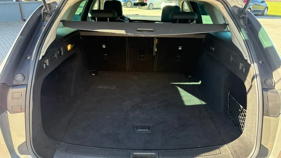 OPEL Insignia -