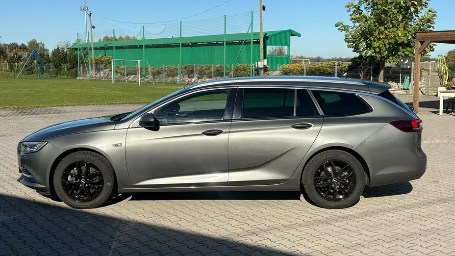 OPEL Insignia -